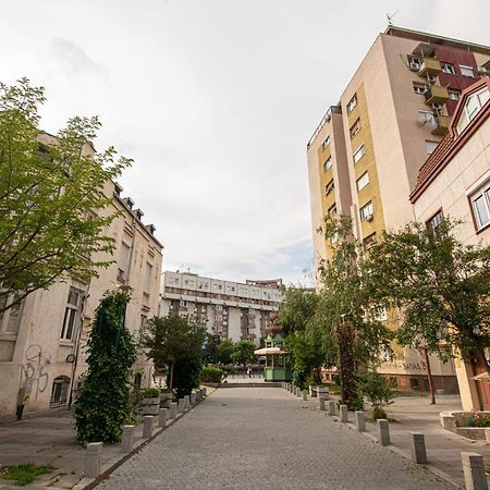 5 Star Central Studio Skopje Ngoại thất bức ảnh
