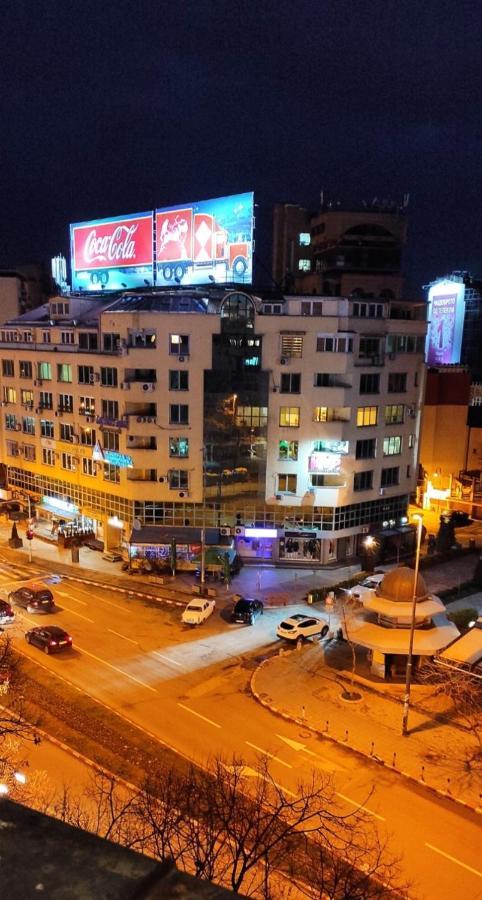 5 Star Central Studio Skopje Ngoại thất bức ảnh