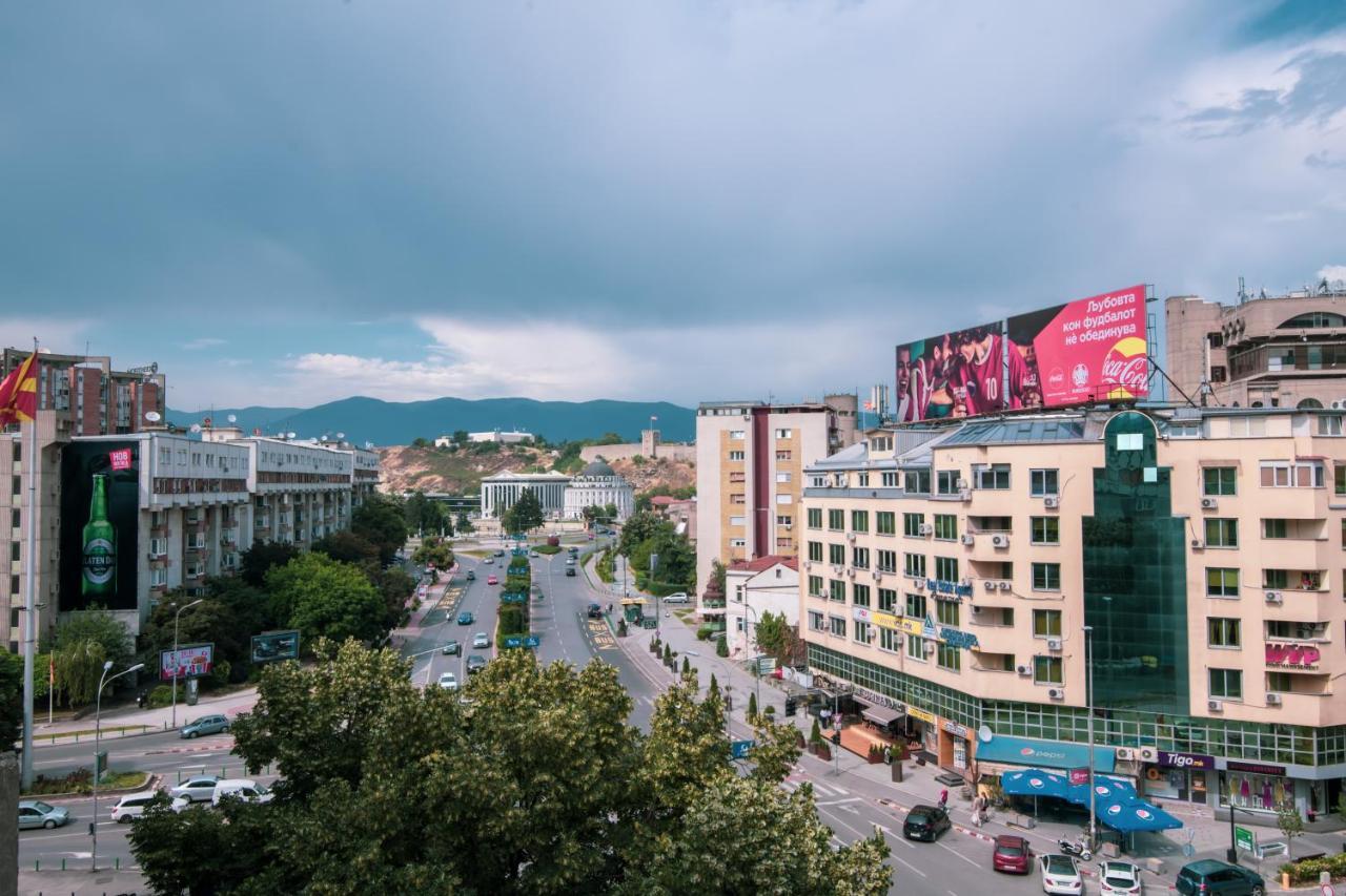 5 Star Central Studio Skopje Ngoại thất bức ảnh