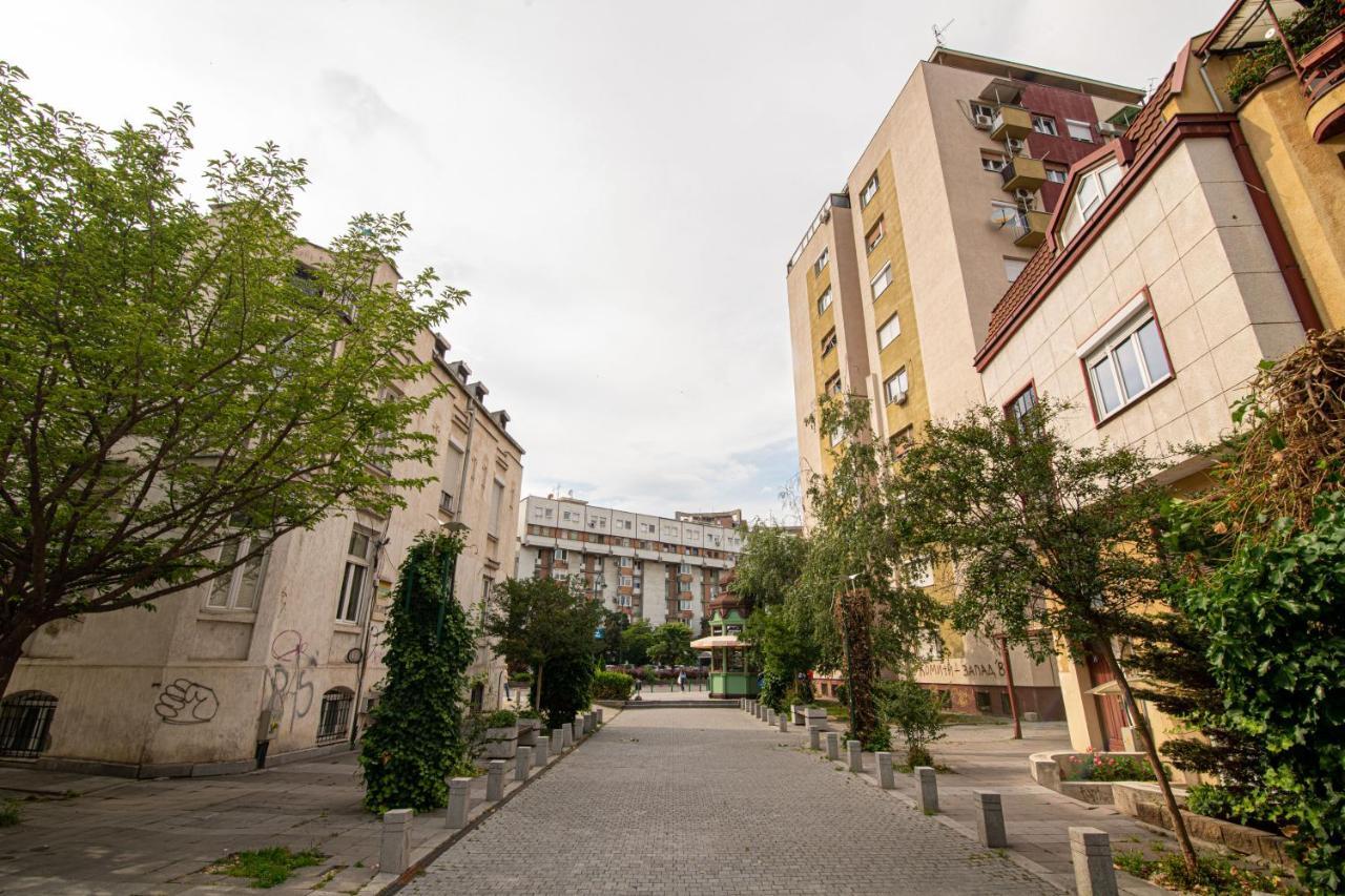 5 Star Central Studio Skopje Ngoại thất bức ảnh