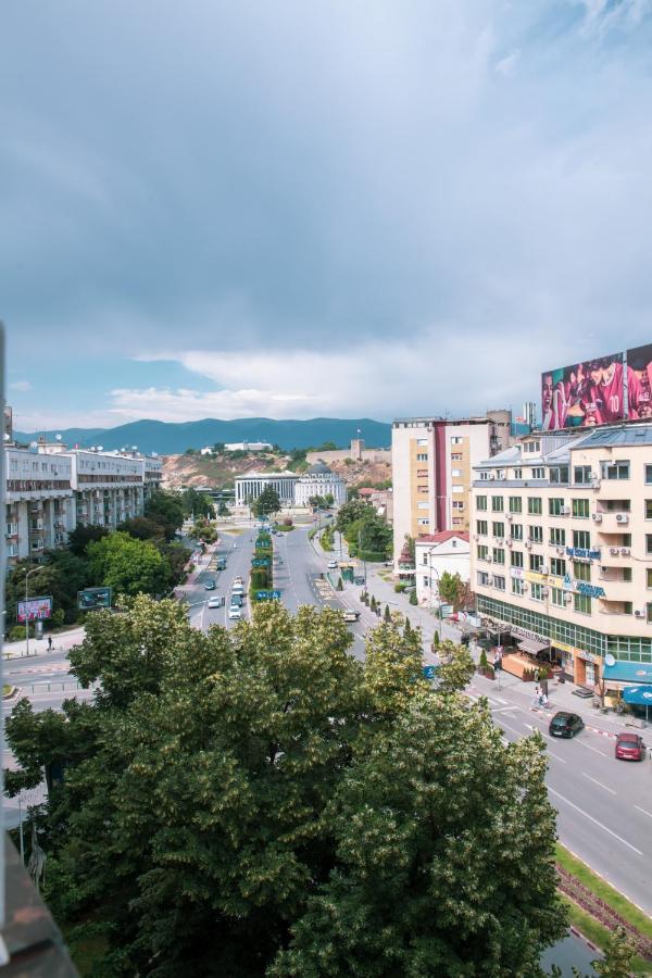 5 Star Central Studio Skopje Ngoại thất bức ảnh
